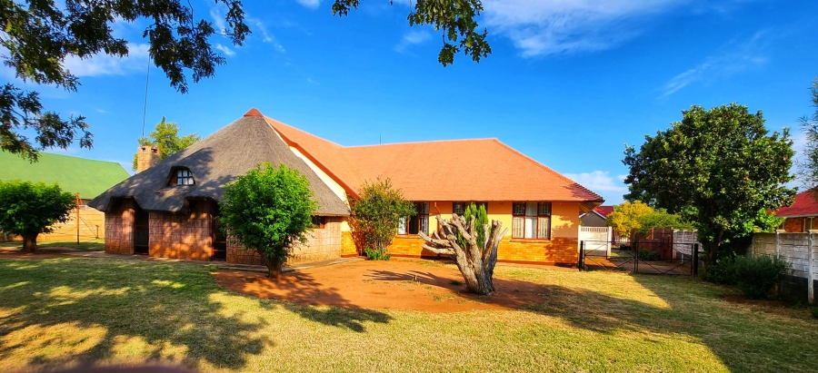 3 Bedroom Property for Sale in Stilfontein Ext 3 North West